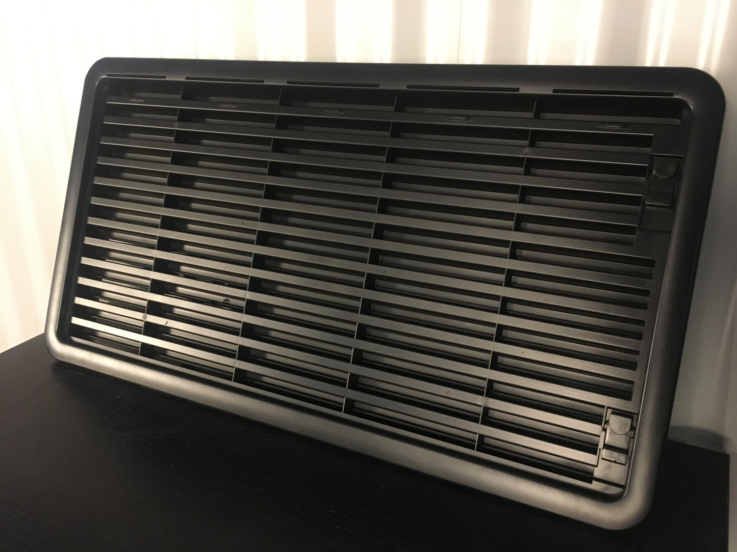 12V fridge vent for caravans | FV3000 (built in fans) | White or Black